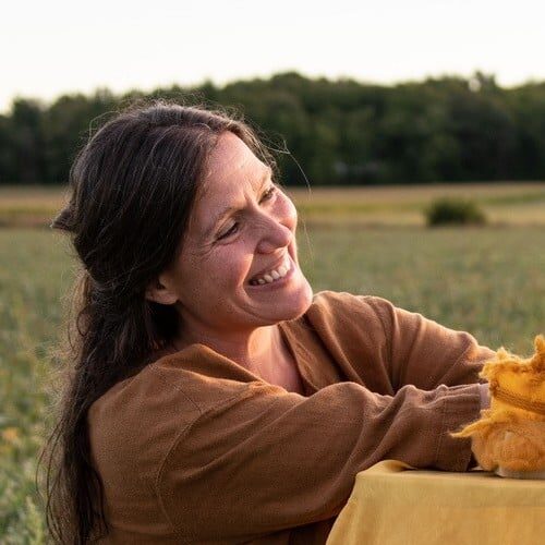 Isabelle-Doucet-cropped-inverse